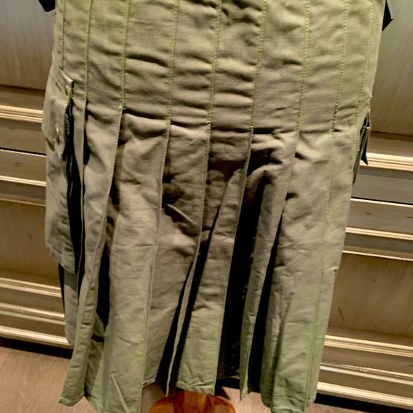 Army green kilt by Kilted Cock size 32 - Picture 3 of 11